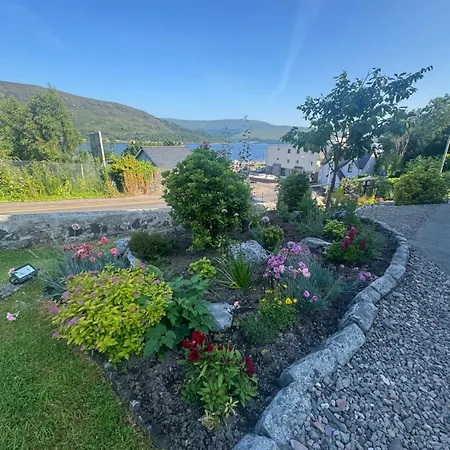 Whinburn Guest House-3